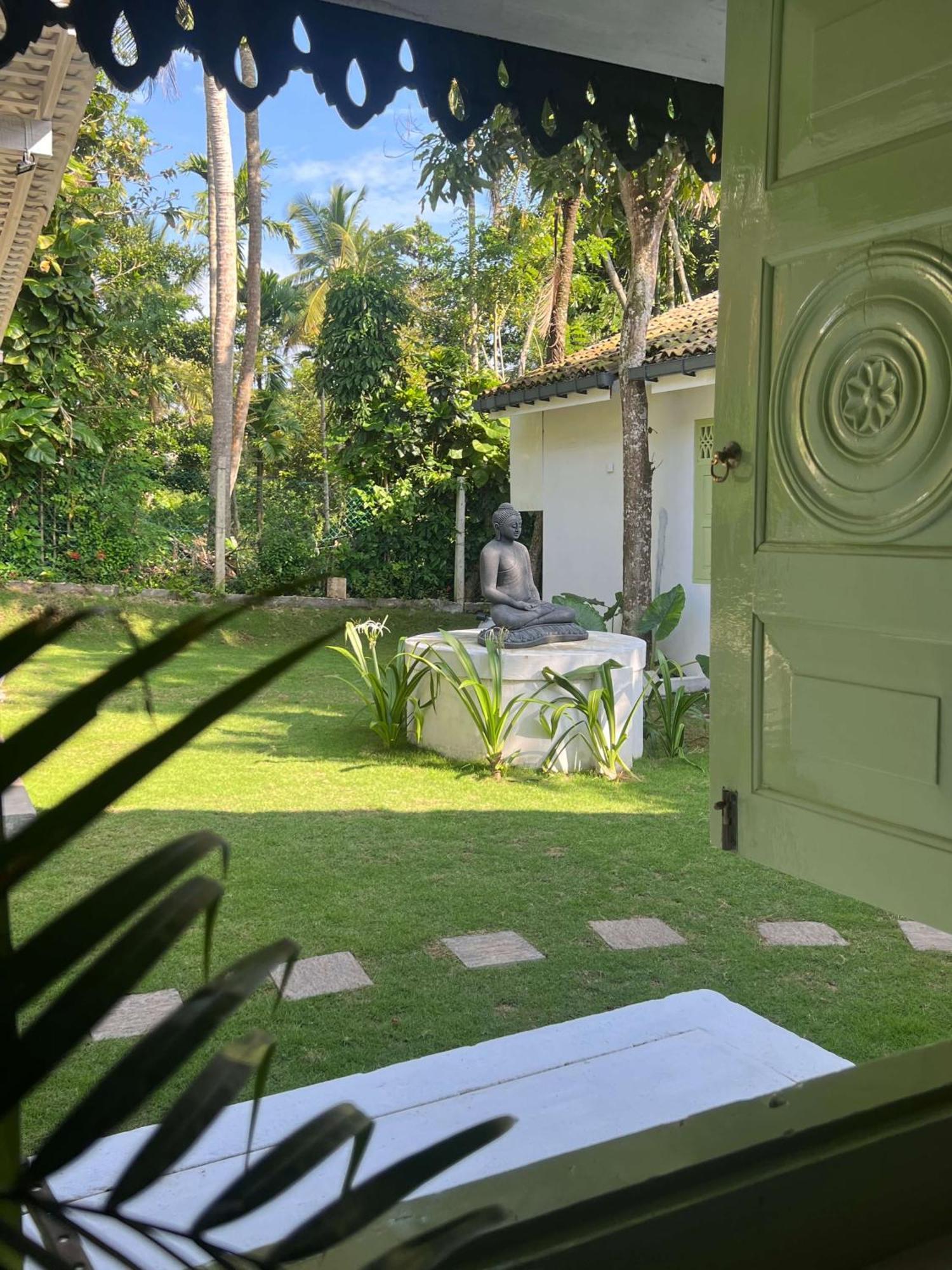 Zen House Hotel Ahangama Buitenkant foto