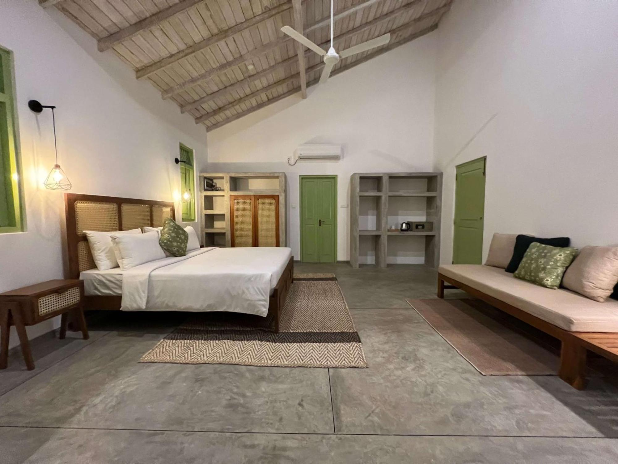 Zen House Hotel Ahangama Kamer foto