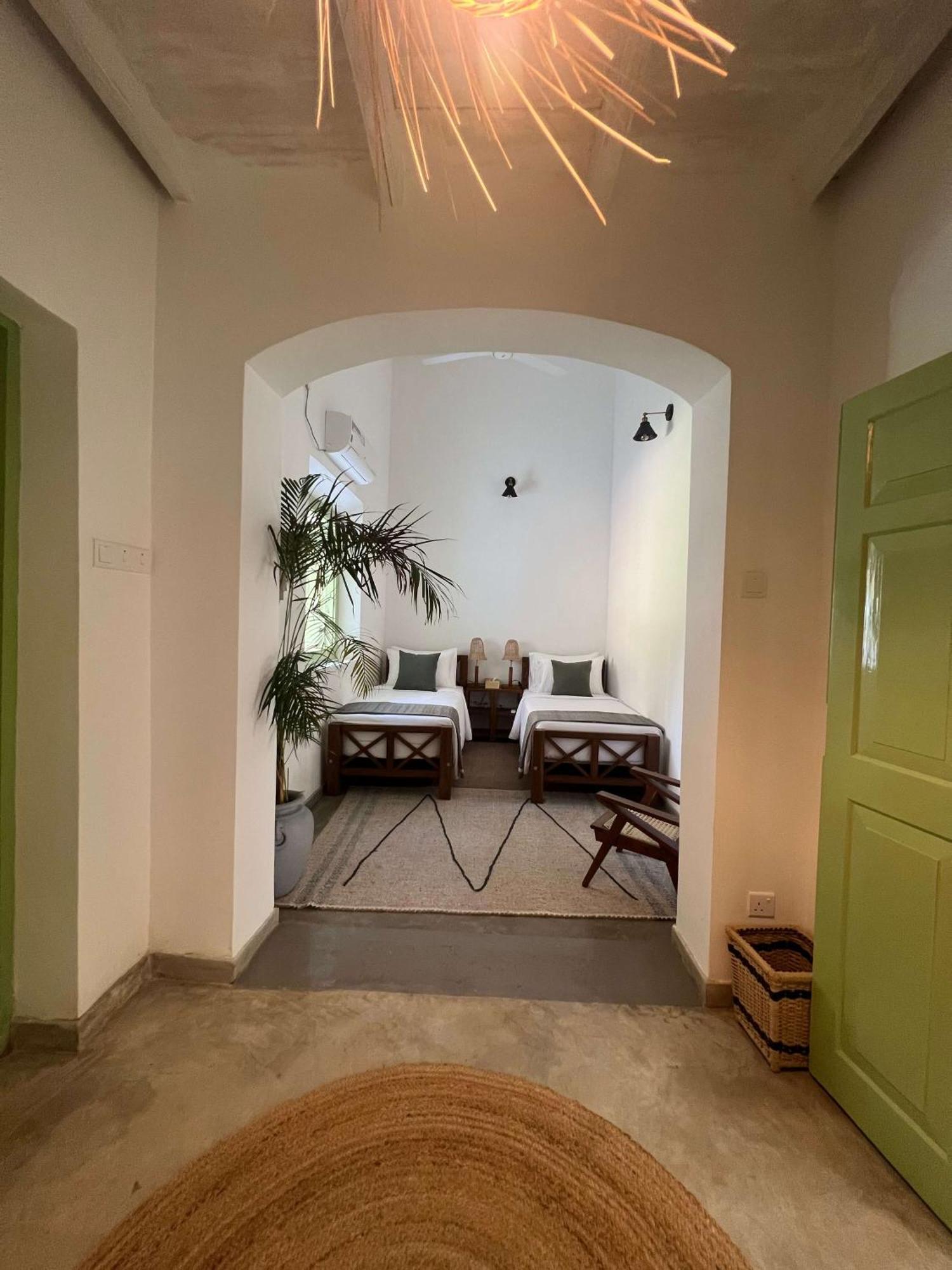 Zen House Hotel Ahangama Kamer foto